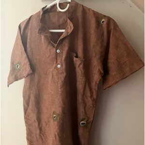 Medium Sized Men’s Brown Kurta with Peacock Feather Design